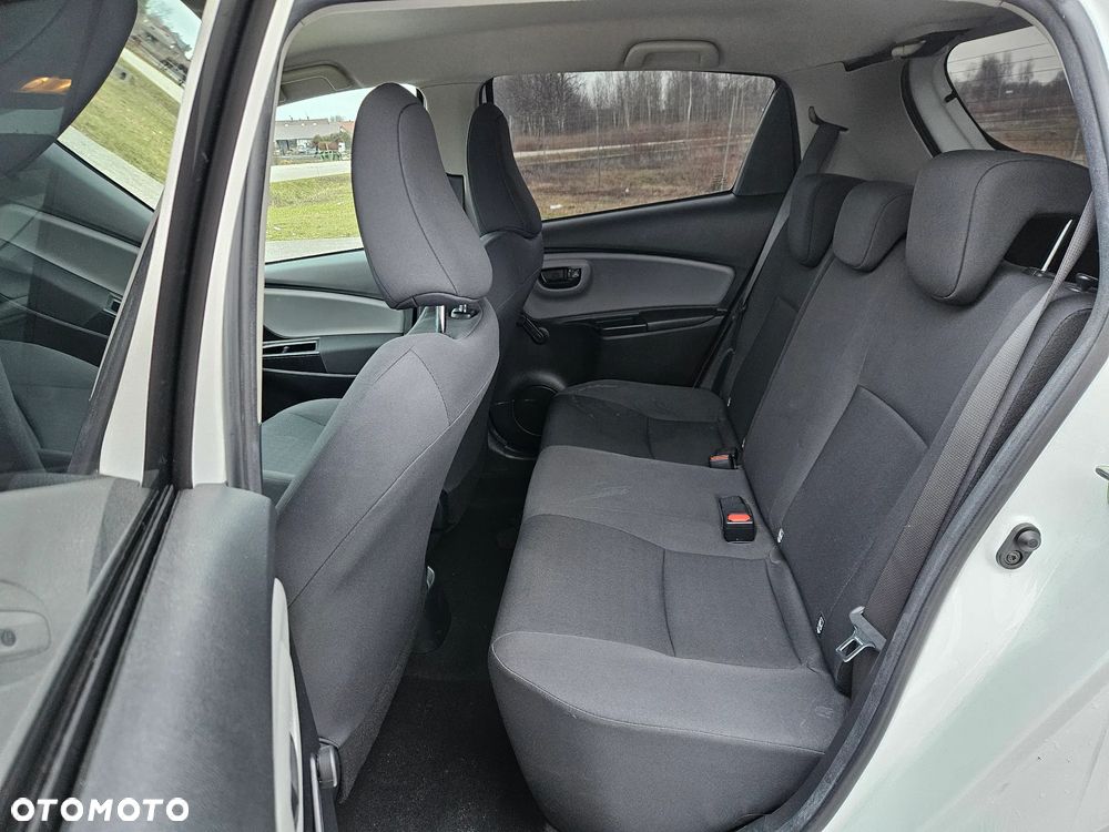 Toyota Yaris 1.5 Active - 17