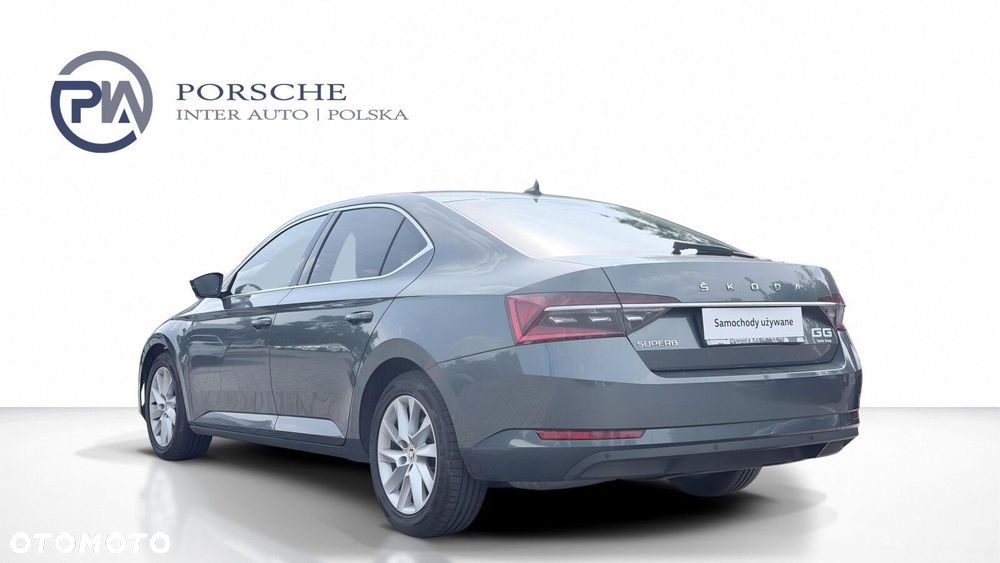 Skoda Superb 2.0 TDI SCR Style DSG - 4