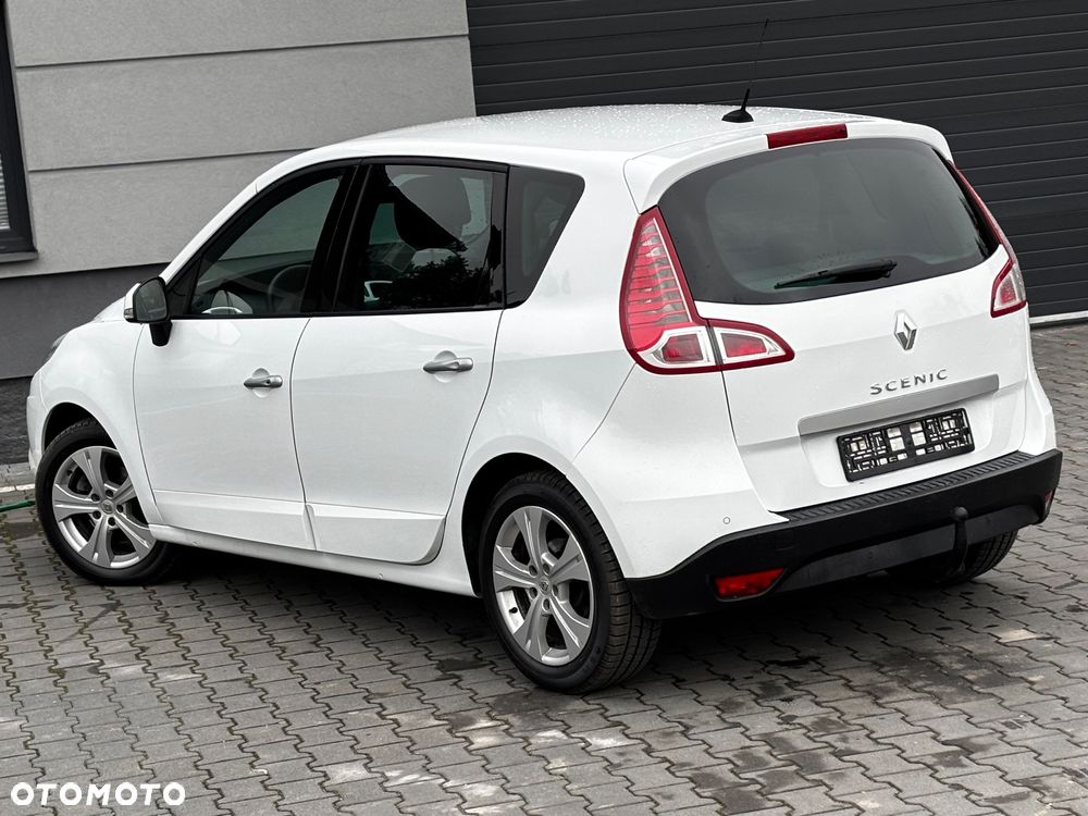 Renault Scenic 2.0 16V Bose Edition CVT - 6