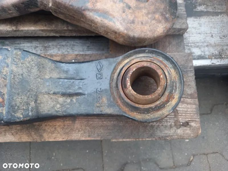 Podnośnik ramiona wieszaki odciągi uchwyty Deutz Fahr Agrotron 7250TTV - 4