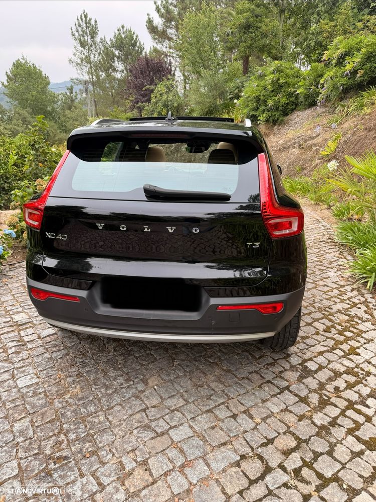 Volvo XC 40 1.5 T3 Momentum - 5