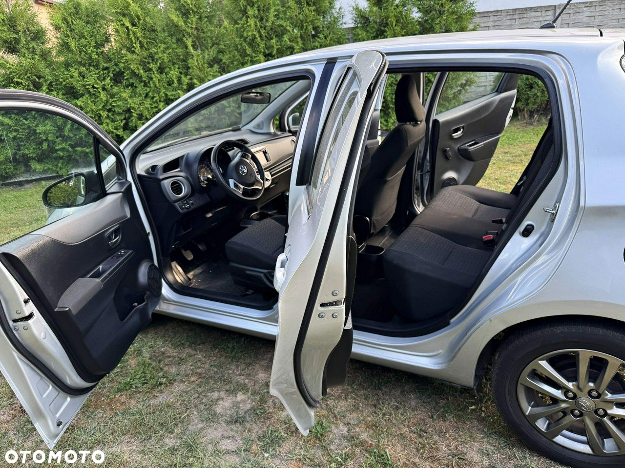 Toyota Yaris 1.33 VVT-i Edition 2014 - 6