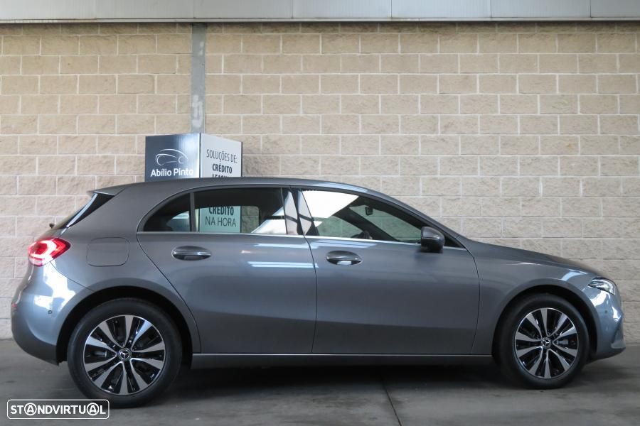 Mercedes-Benz A 250 e Style Plus - 23