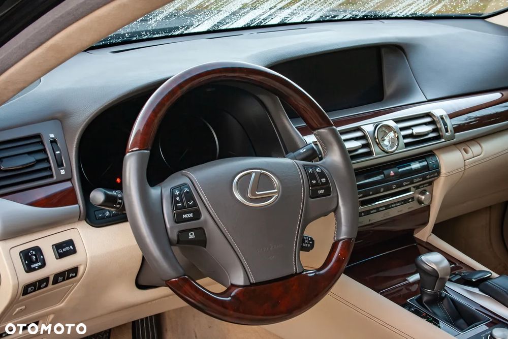 Lexus LS 460 - 19