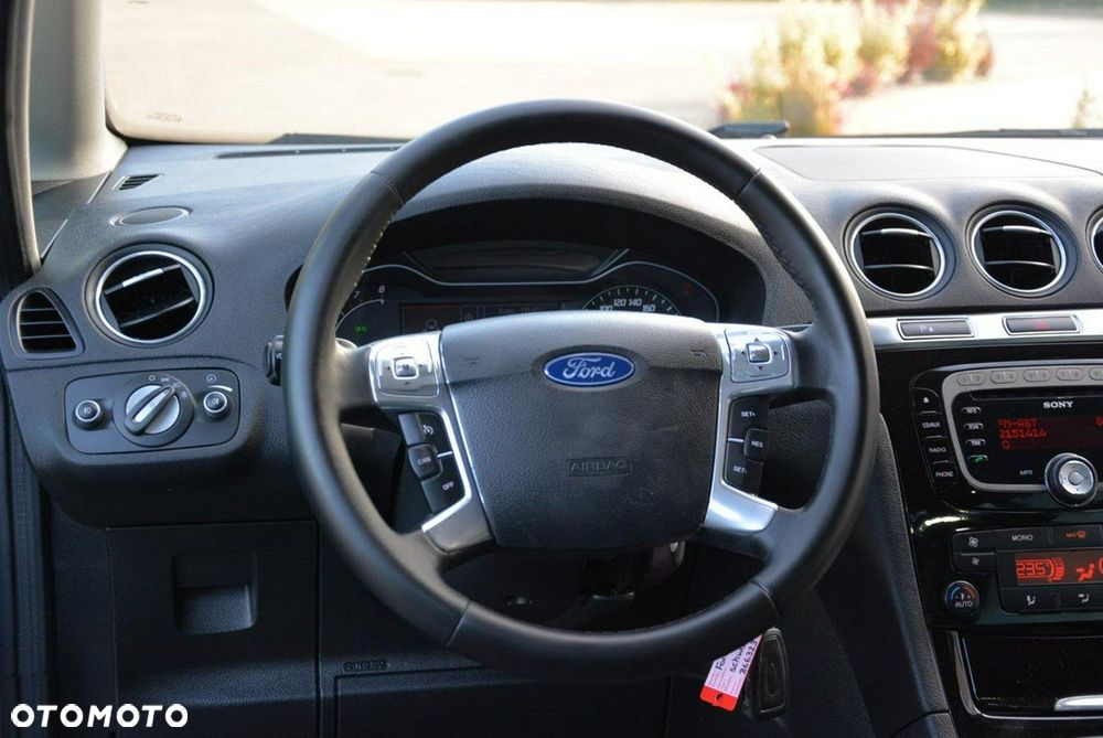 Ford S-Max 2.0 Titanium - 26