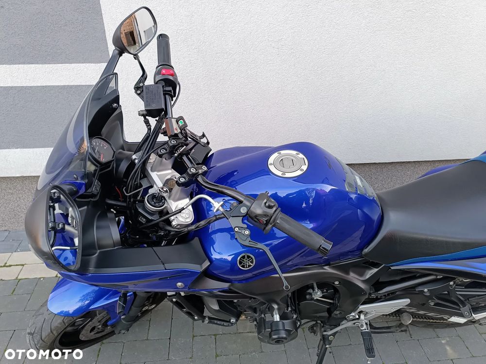 Yamaha FZ6 - 9