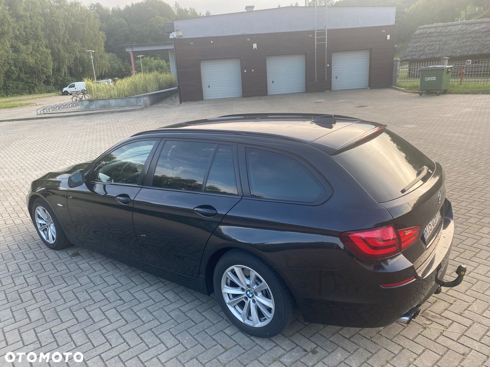 BMW Seria 5 520d - 14