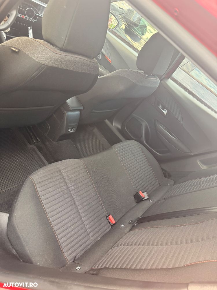 Peugeot 2008 1.2 PureTech EAT8 STT Active Pack - 4