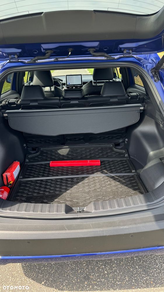Toyota Corolla Cross 2.0 Hybrid GR Sport Dynamic - 9