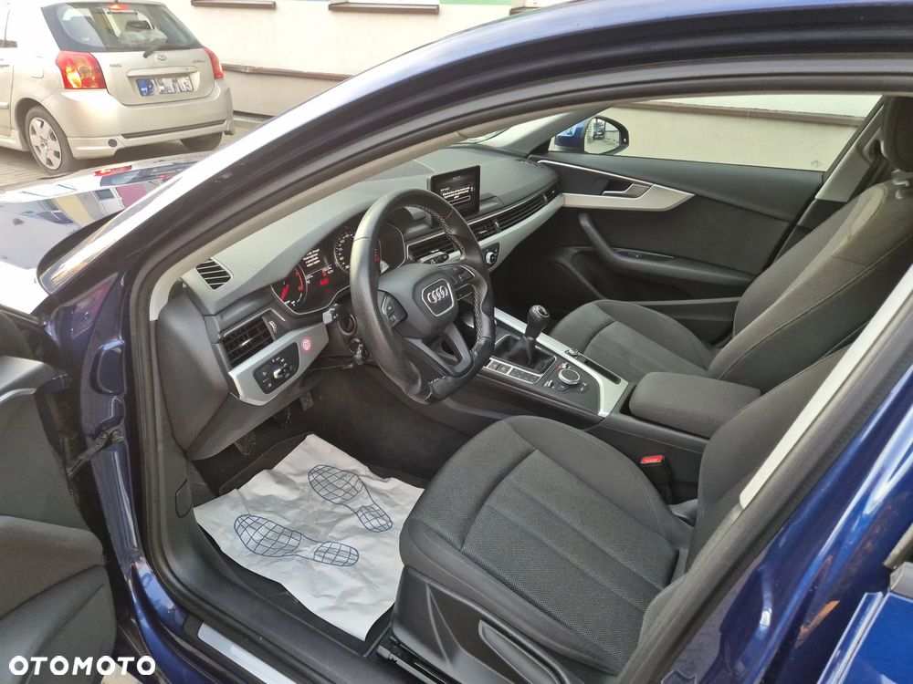 Audi A4 Avant 1.4 TFSI design - 17