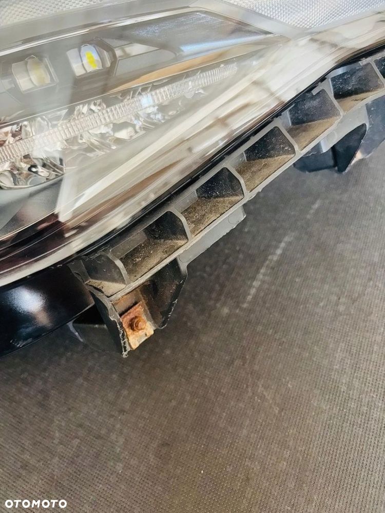 LAMPA PRAWA REFLERTOR PRAWY ALFA ROMEO GIULIA BI XENON SKRĘTNY DEMONTAŻ EU - 6