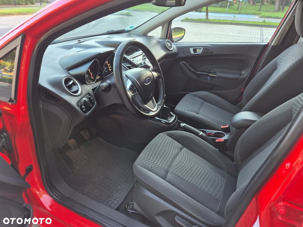 Ford Fiesta 1.0 EcoBoost STart-Stop Titanium - 30