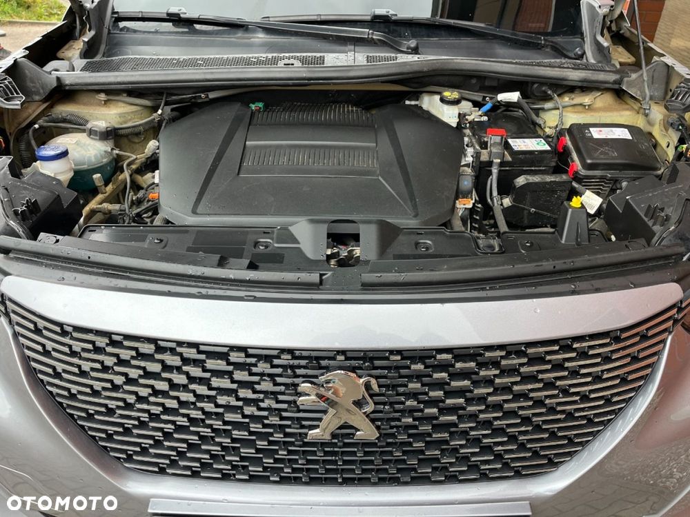 Peugeot 2008 e-2008 GT - 34