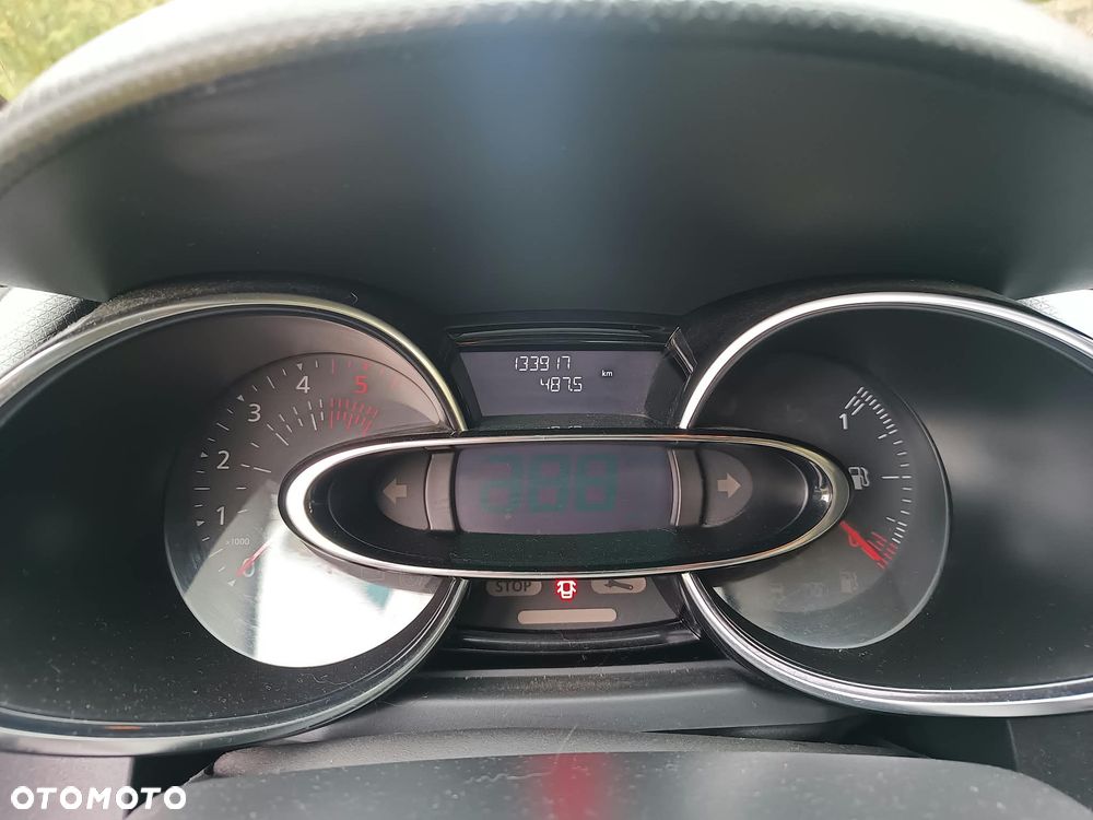 Renault Clio - 9