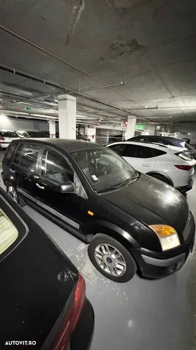 Ford Fusion - 4