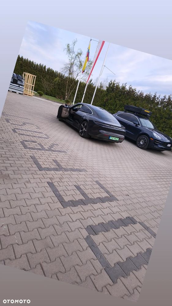 Porsche Macan Turbo PDK mit Performance Paket - 24