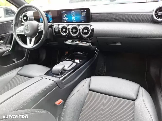 Mercedes-Benz A 200 d Aut. - 11