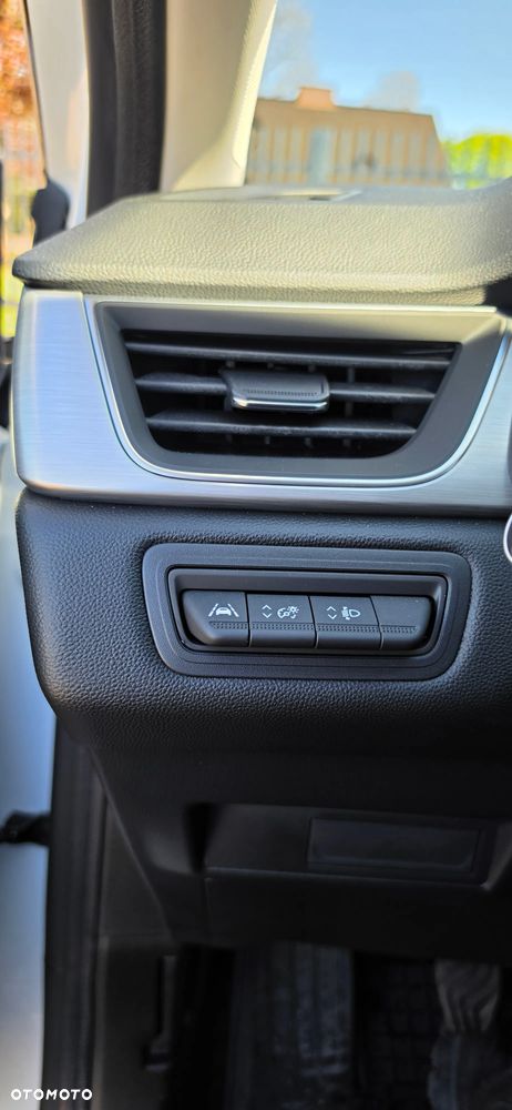 Renault Captur TCe Mild Hybrid 140 GPF EQUILIBRE - 23