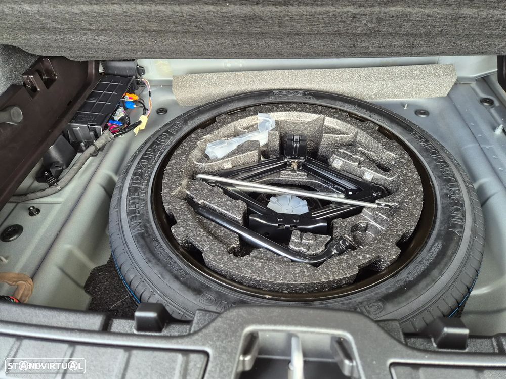 Volvo XC 40 2.0 D3 Momentum Plus - 47