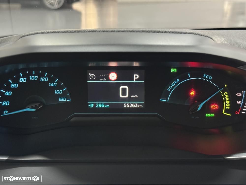 Peugeot e-208 Active Pack - 28