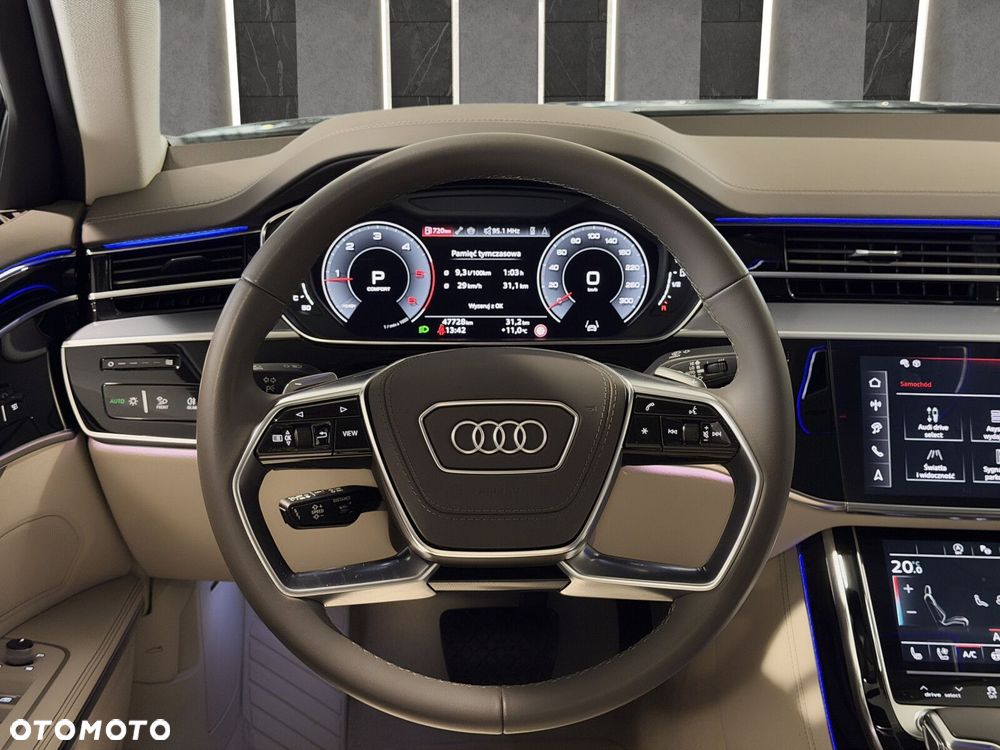 Audi A8 - 12