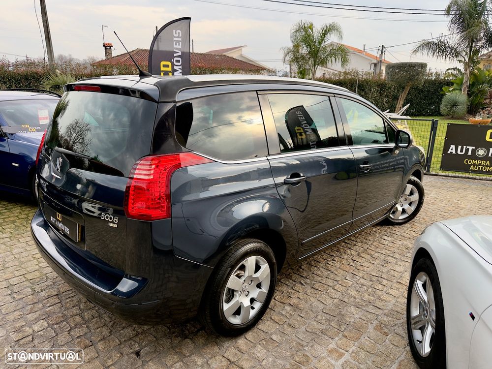 Peugeot 5008 1.6 HDi Executive CMP6 - 3
