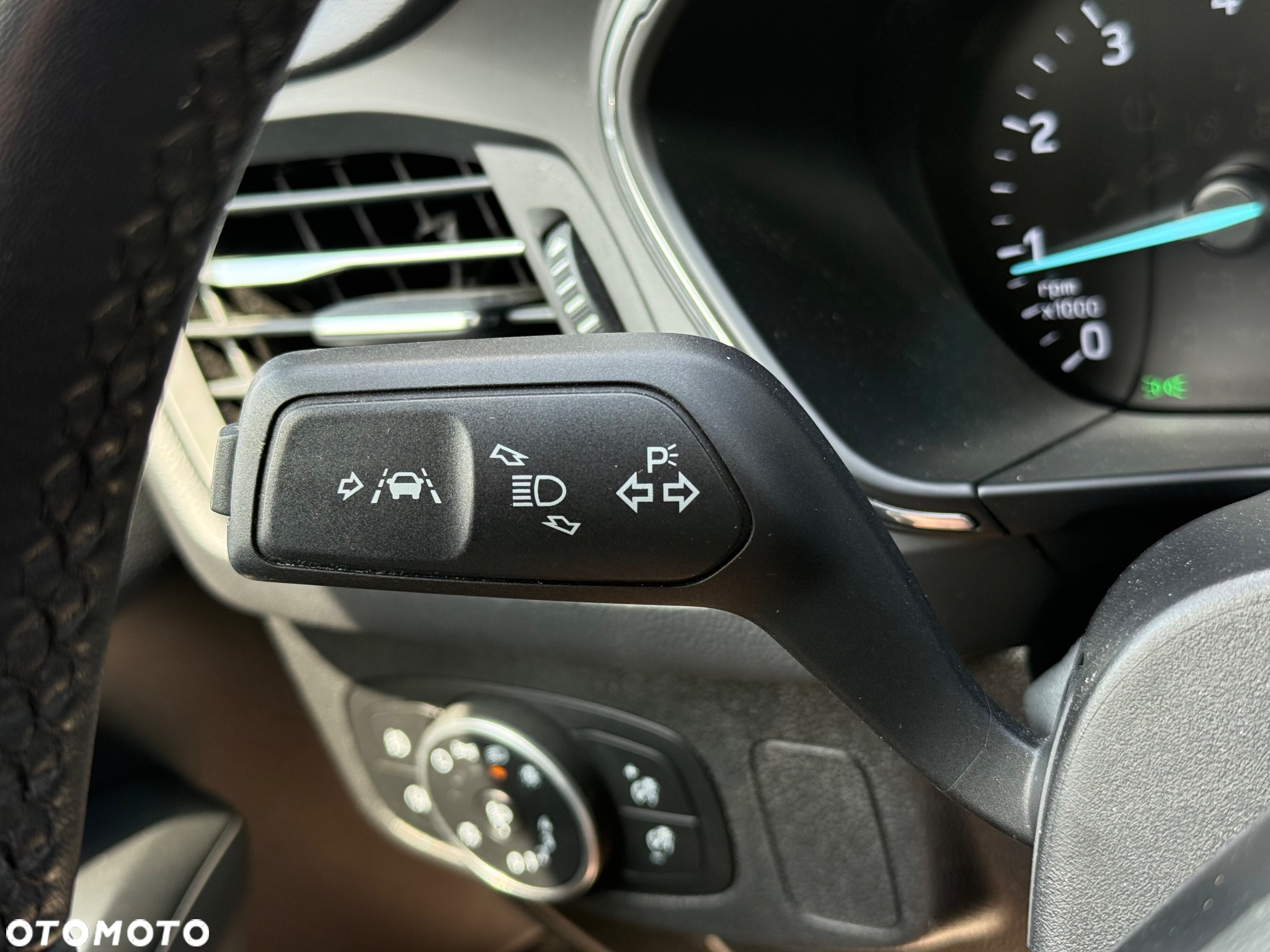 Ford Focus 1.5 EcoBoost Titanium - 30