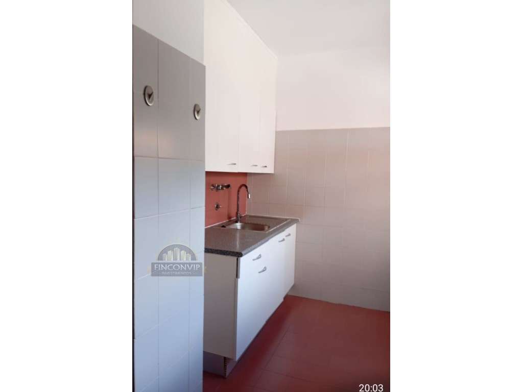 Apartamento T3, em Monte de Caparica ,Almada, na Praça Mario Dionisio - Grande imagem: 5/13