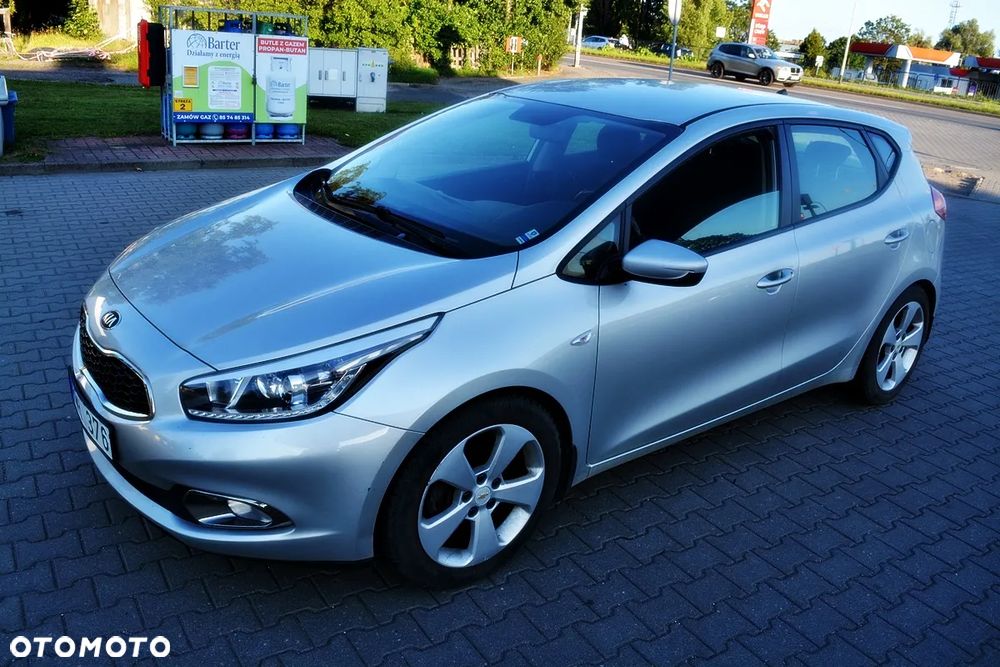 Kia Ceed 1.4 CVVT Attract - 13