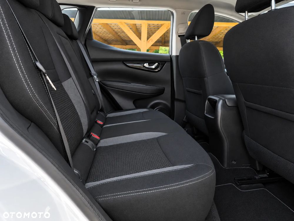 Nissan Qashqai 1.3 DIG-T Acenta EU6d - 19