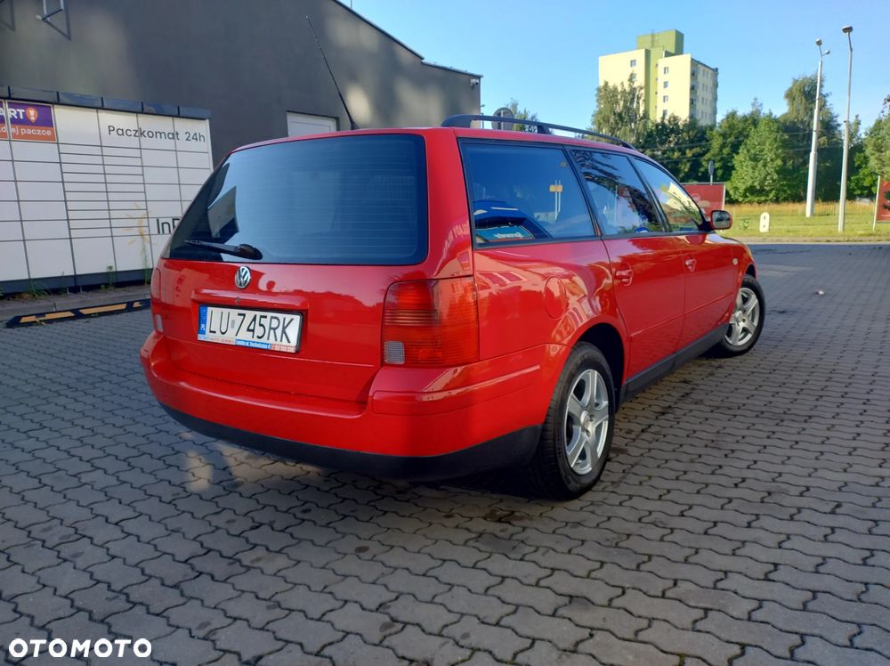 Volkswagen Passat 2.3 VR5 Comfortline - 3
