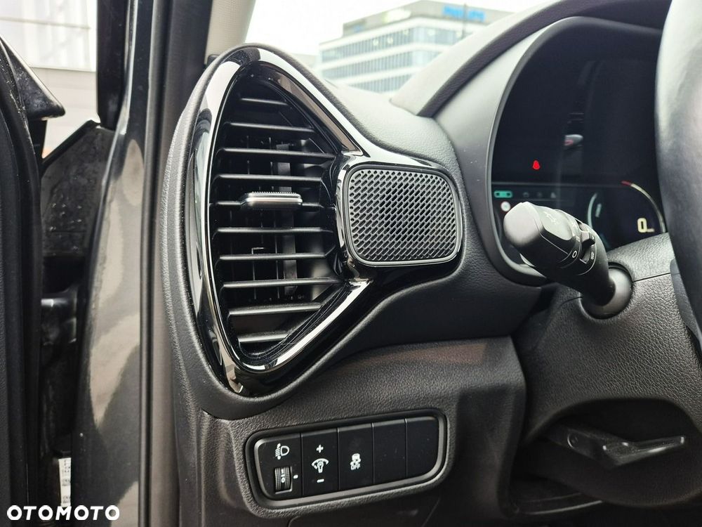 Kia Soul 64kWh M - 27