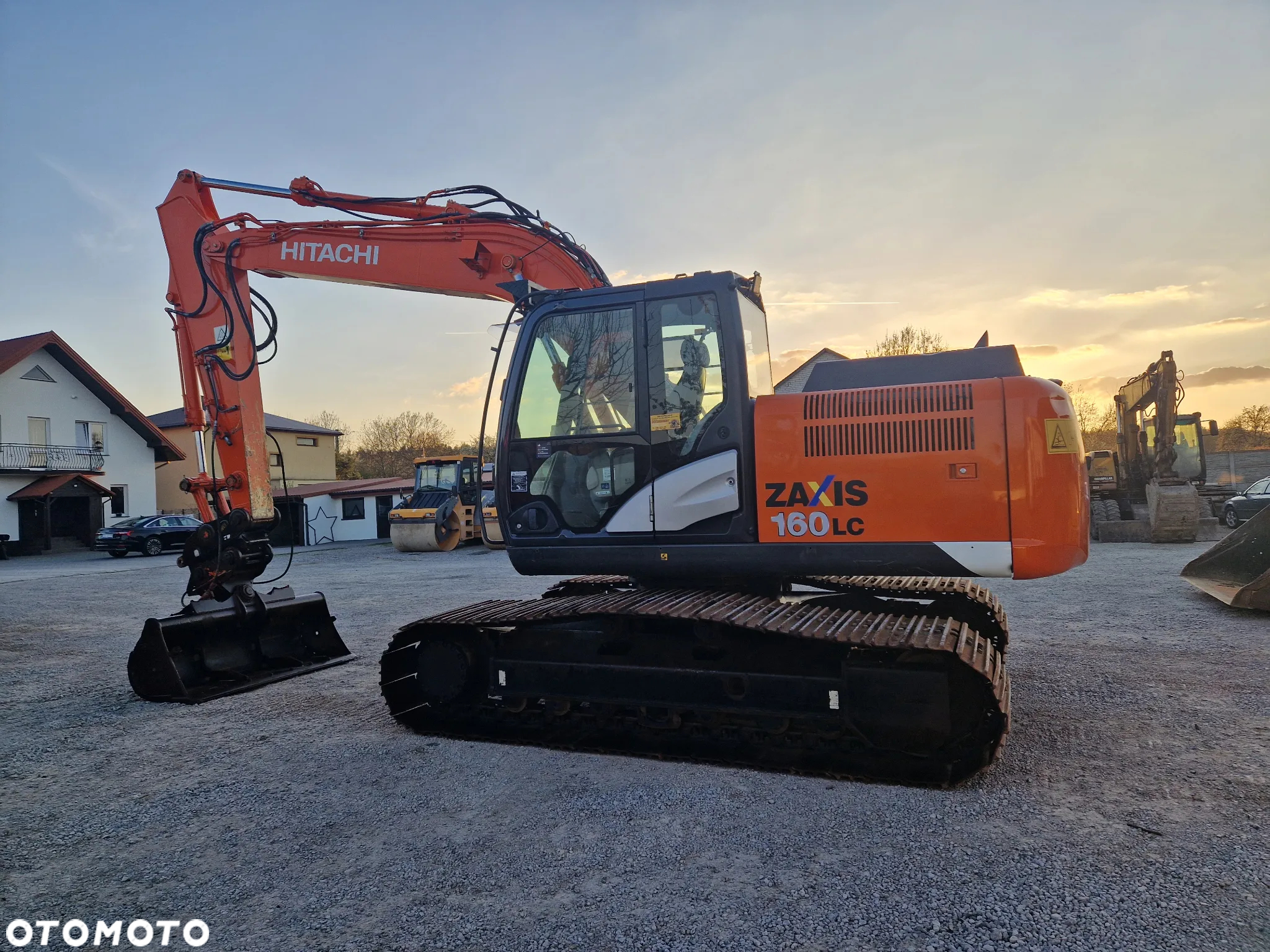 Hitachi ZX160LC-5B - 23