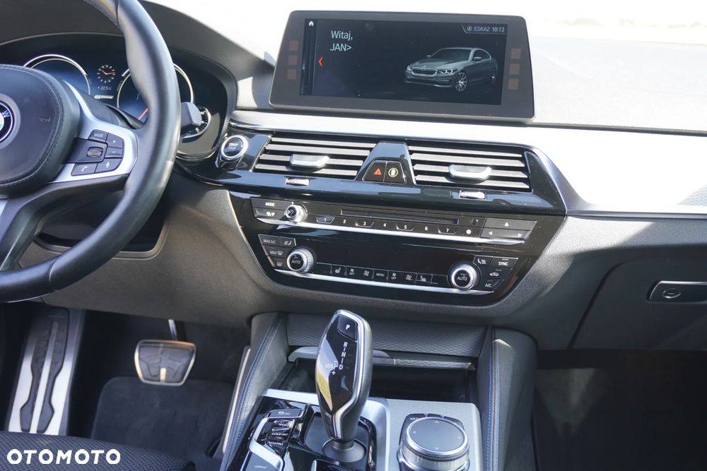 BMW Seria 5 530e iPerformance GPF M Sport sport - 14