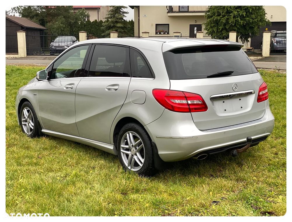 Mercedes-Benz Klasa B 200 (BlueEFFICIENCY) 7G-DCT - 6