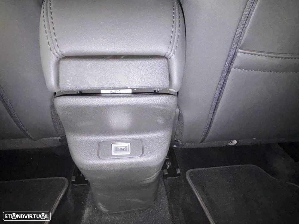 Jeep Avenger 1.2 GSE T3 Altitude - 9