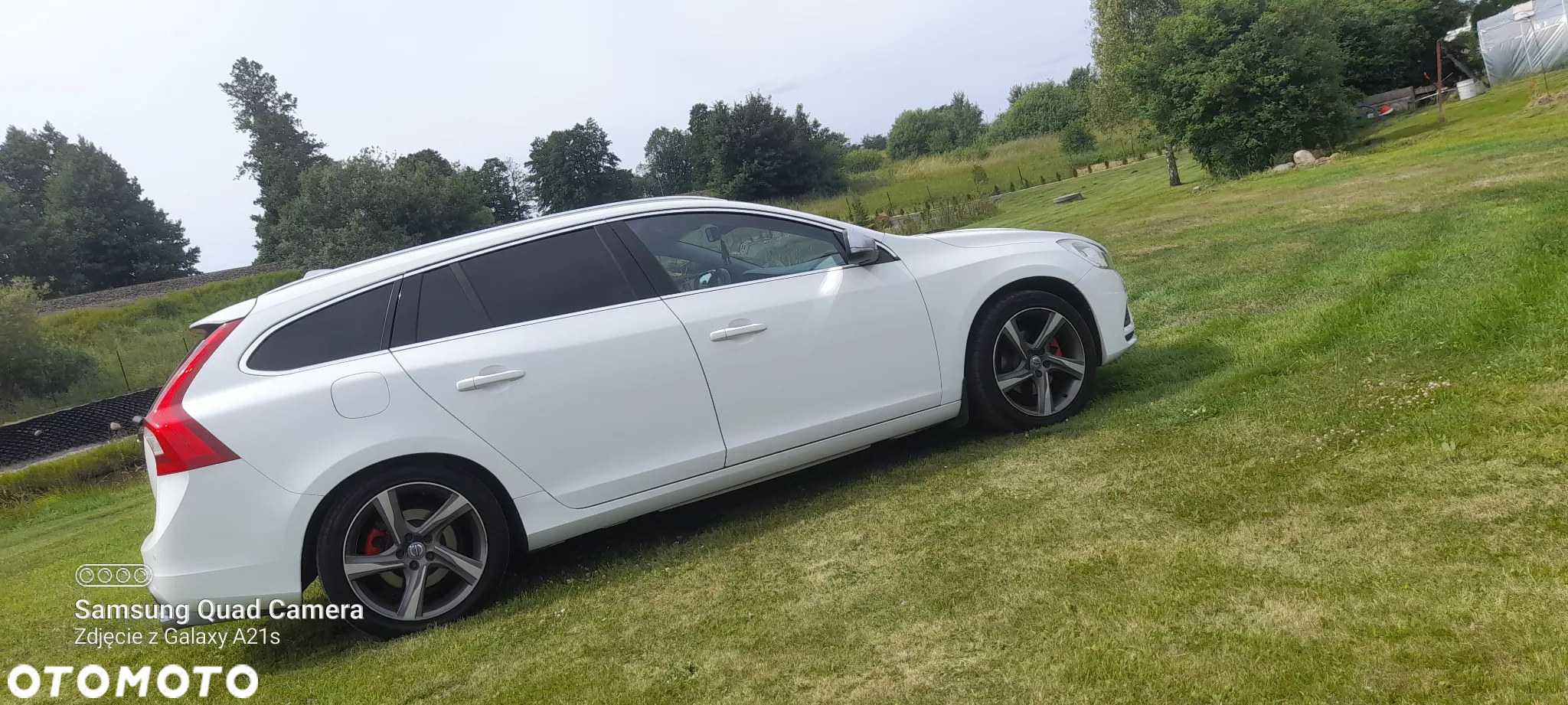 Volvo V60 D3 R-Design - 19