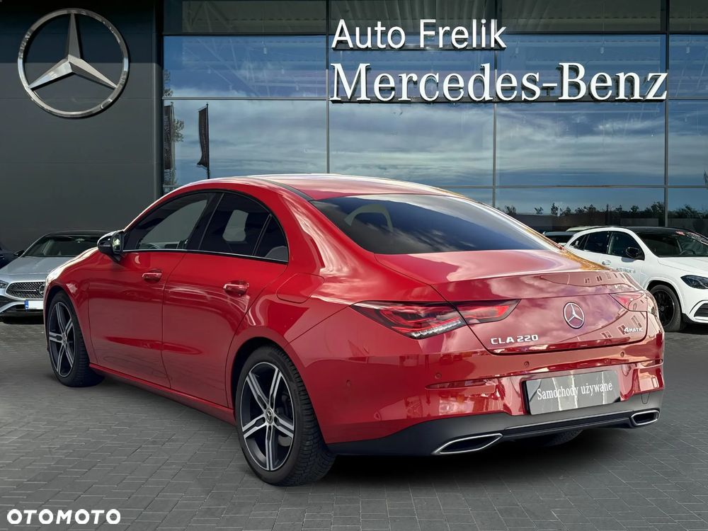 Mercedes-Benz CLA 220 4-Matic Progressive 7G-DCT - 4