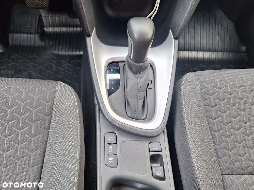 Toyota Yaris Cross Hybrid 1.5 Comfort - 22