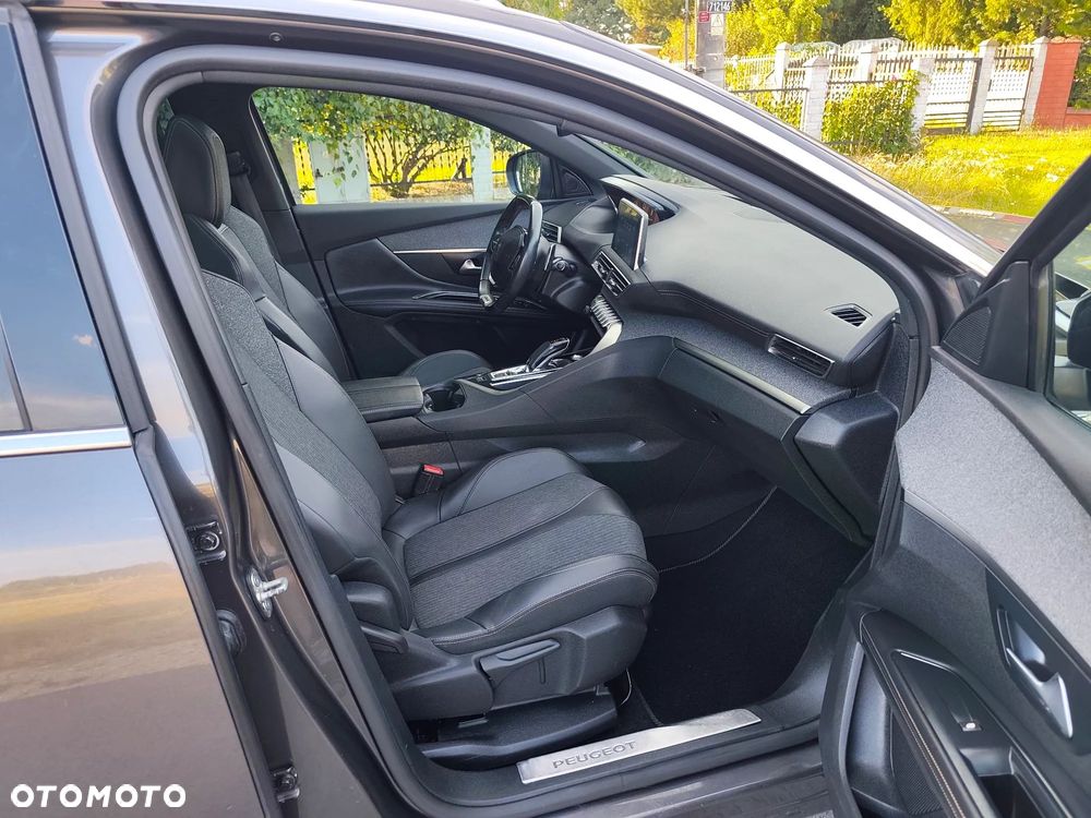 Peugeot 5008 PureTech 180 EAT8 Stop & Start GT Pack - 27