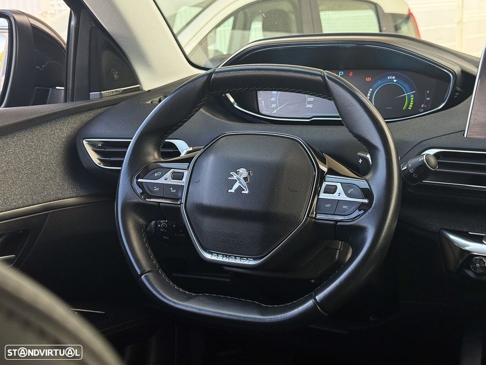 Peugeot 3008 1.6 Hybrid Allure e-EAT8 - 18