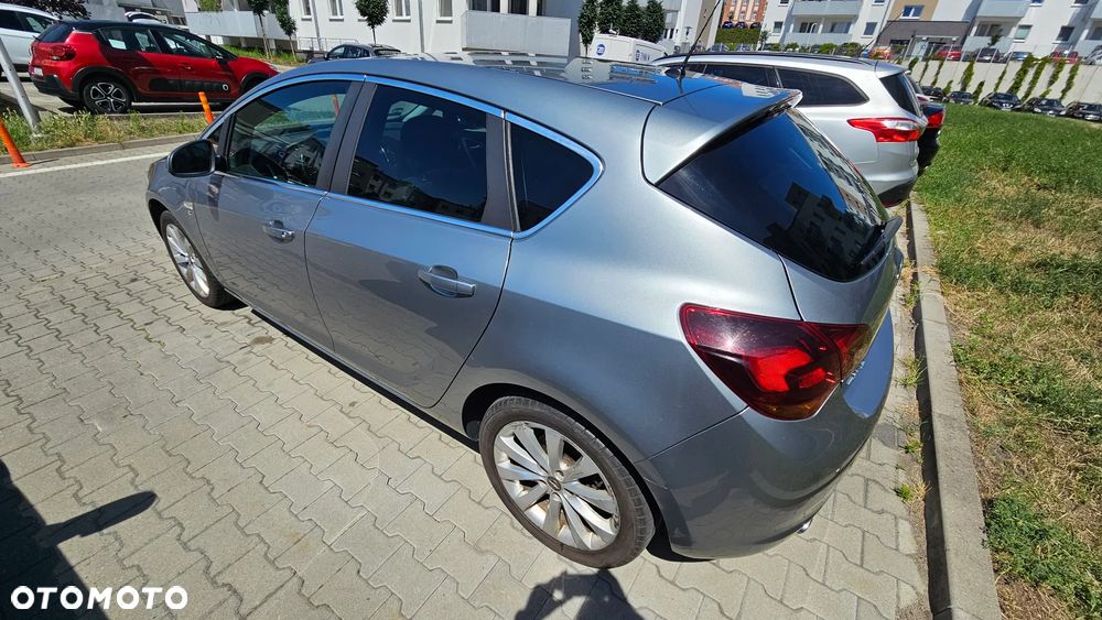 Opel Astra 1.4 T Edition 150 - 6