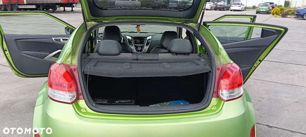 Hyundai Veloster 1.6 GDI Comfort - 6