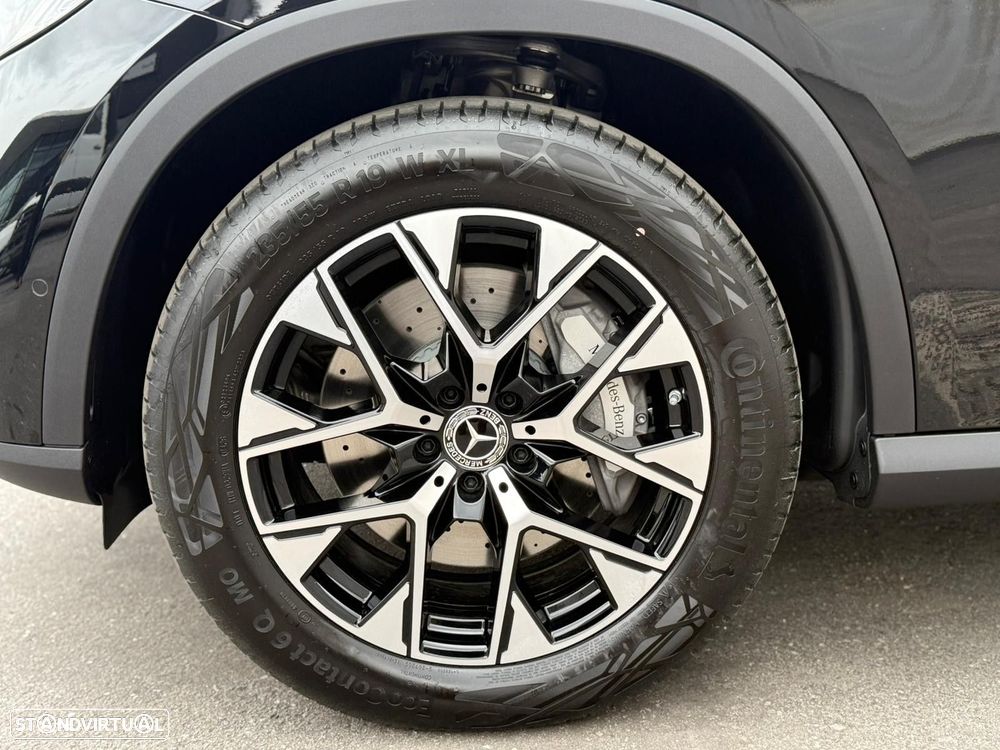 Mercedes-Benz GLC 300 - 20