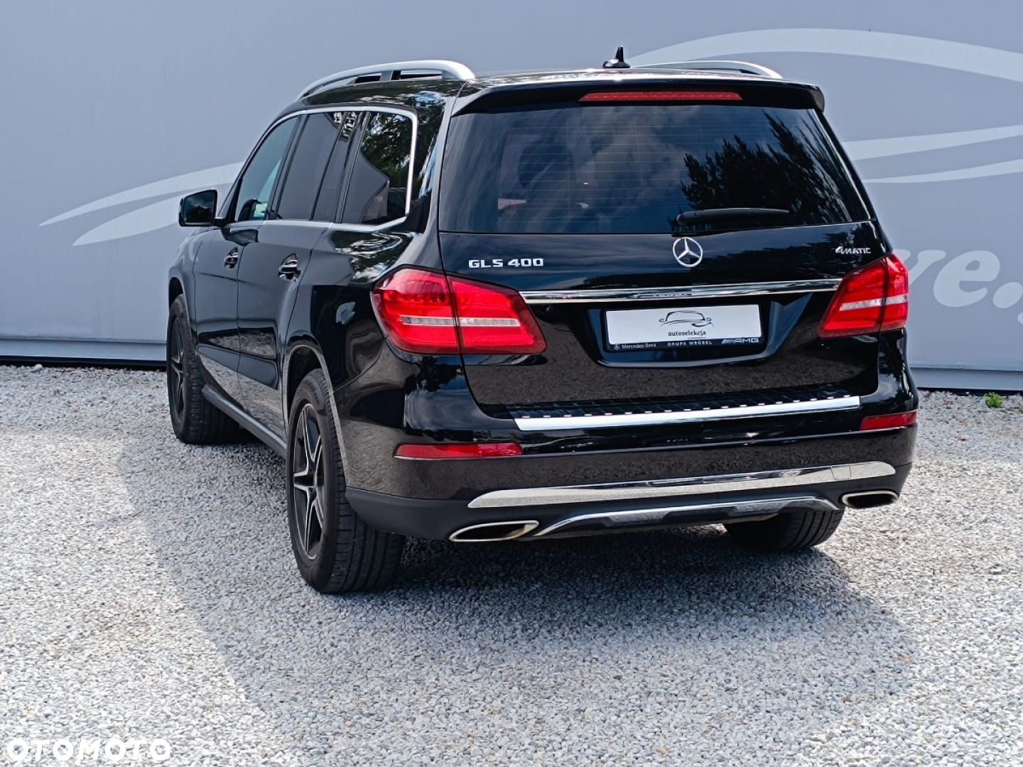 Mercedes-Benz GLS - 22