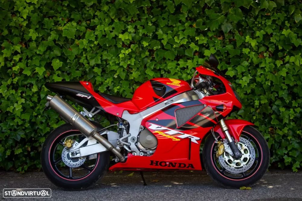 Honda VTR 1000 SP1 - 1