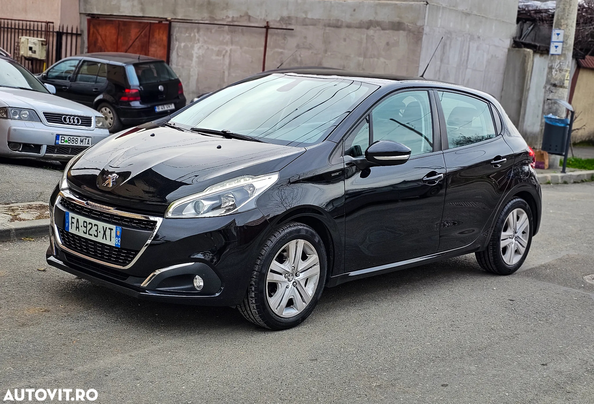 Peugeot 208 1.2 L PureTech Style - 9