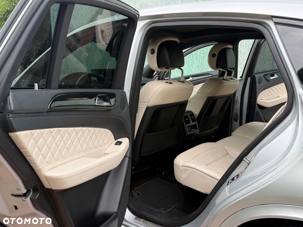 Mercedes-Benz GLE - 23