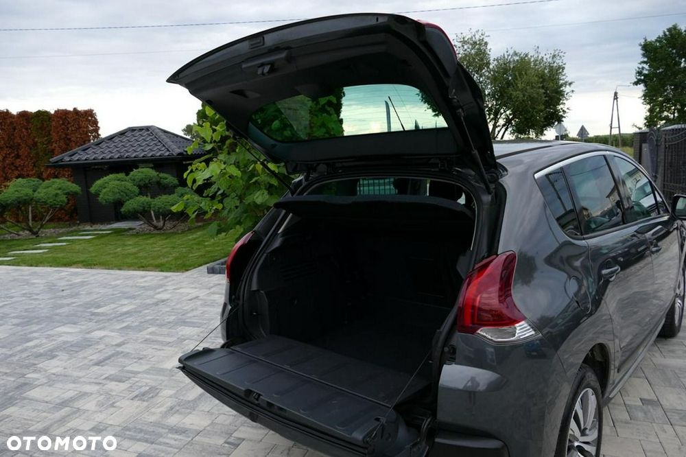 Peugeot 3008 1.2 PureTech GPF Allure S&S - 32