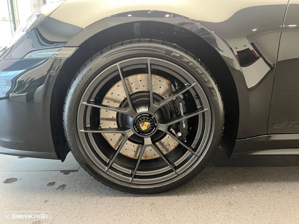 Porsche 911 (992) Carrera GTS - 16